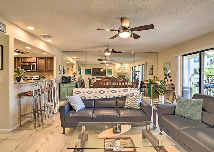 Sea La Vie Sunny Indian Rocks Beach Condo!